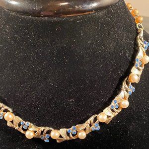 Vintage pearl & rhinestone necklace